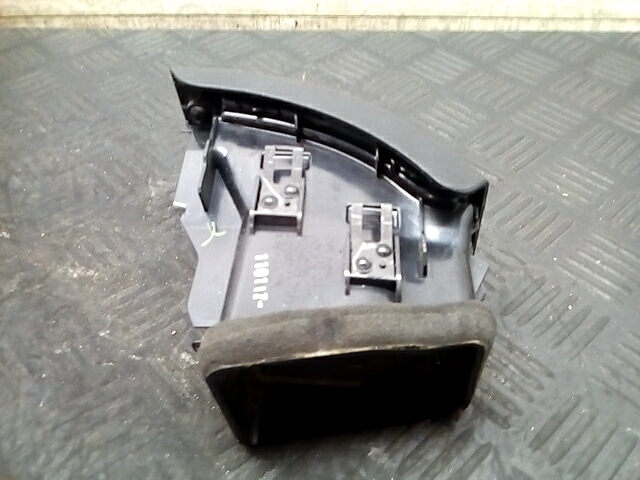 Дефлектор воздушный NISSAN Altima L32A 2007-2012