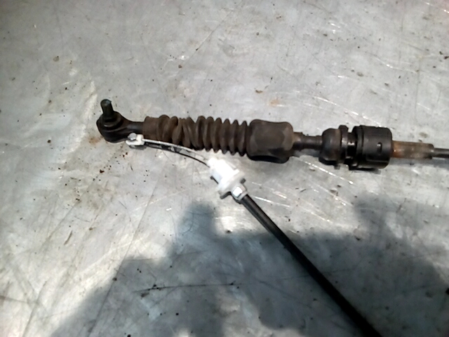 Кулиса (селектор) АКПП/МКПП в салоне KIA Soul I 2008-2014