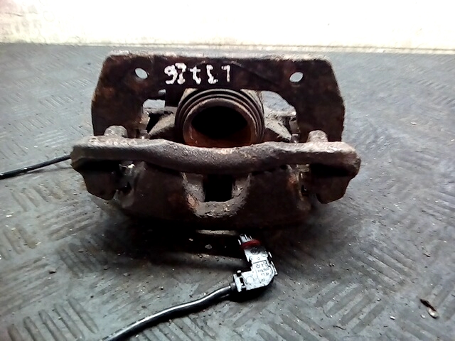 Суппорт передний правый MERCEDES-BENZ B-Class W245 2005-2011