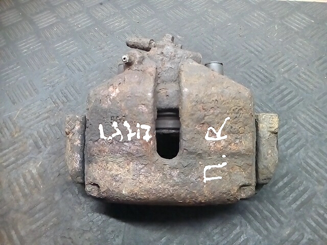 Суппорт передний правый SKODA Superb 2008-2015