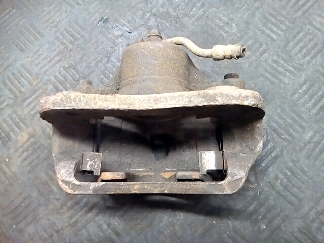 Суппорт передний левый KIA Soul I 2008-2014