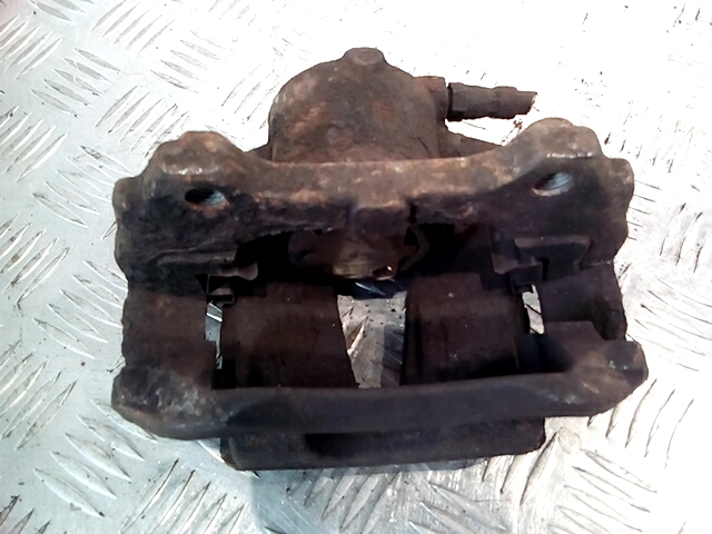 Суппорт передний правый OPEL Corsa D 2006-2014