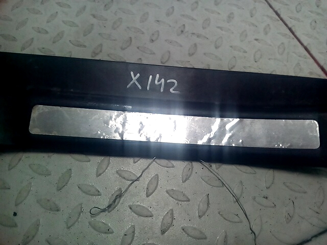 Накладка порога (внутренняя) MERCEDES-BENZ C-Class C-klasse W203 2000-2007