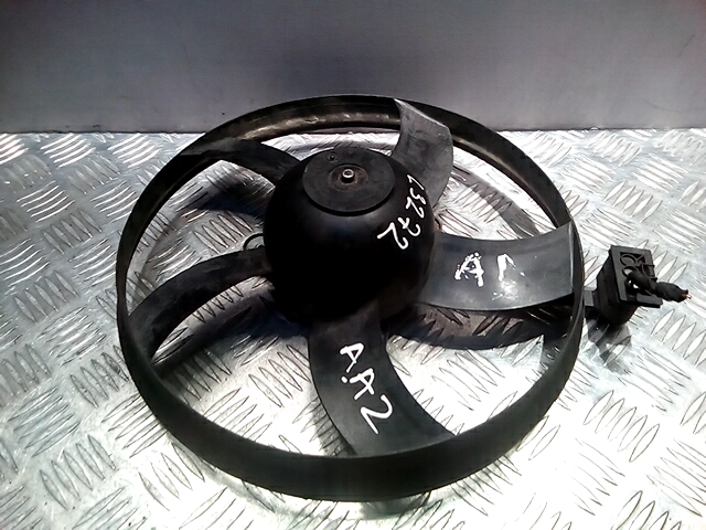 Вентилятор радиатора основного AUDI A2 2000-2007