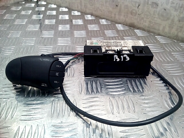 Дисплей информационный (компьютера) RENAULT Master 1998-2010