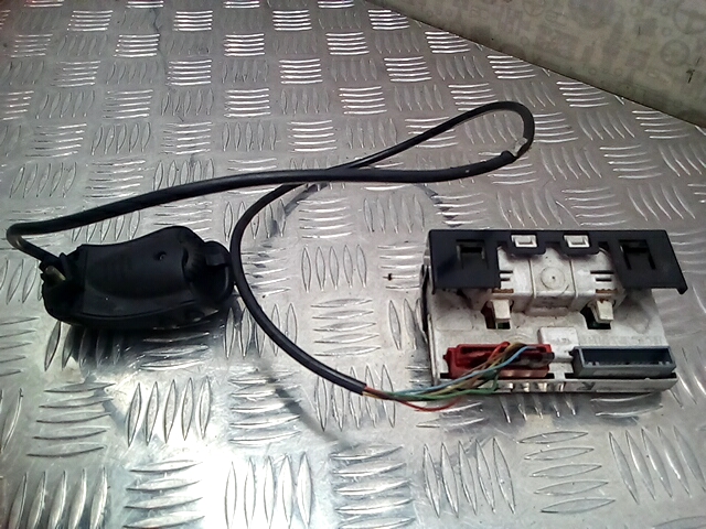 Дисплей информационный (компьютера) RENAULT Master 1998-2010