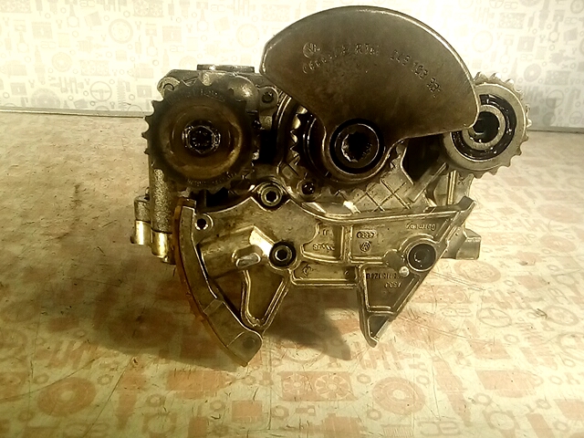 Насос масляный AUDI A2 2000-2007