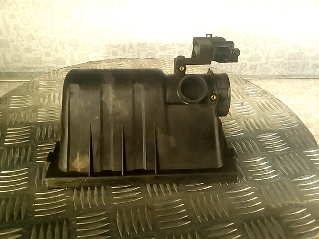 Кожух SUZUKI Swift 2004-2010