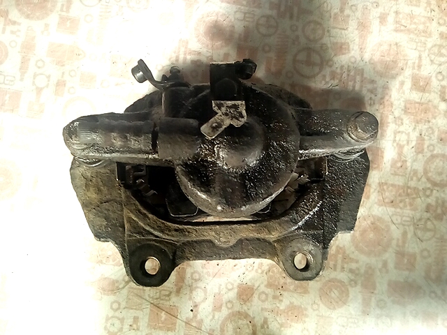 Суппорт передний левый FIAT Doblo 2 2009-2014