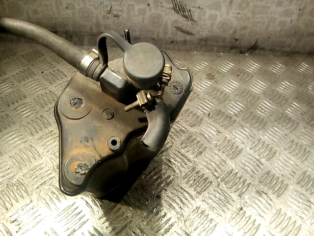 Корпус топливного фильтра AUDI 80 B3 1986-1991