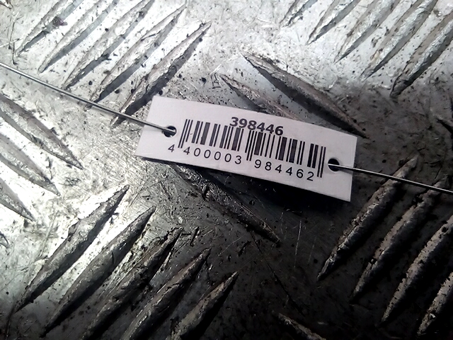 Кронштейн заднего бампера левый правый VOLKSWAGEN Touareg 2002-2010