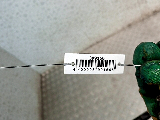 Кронштейн заднего бампера левый правый VOLKSWAGEN Touareg 2002-2010