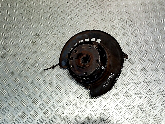 Ступица (кулак цапфа) задняя левая Volkswagen Touareg 1 (2002-2010)