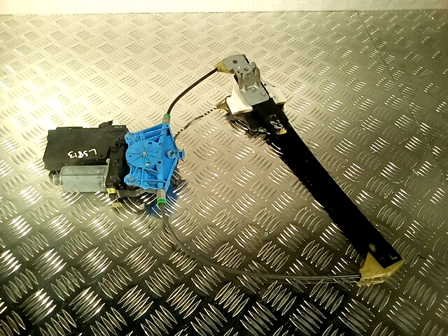 Стеклоподъемник задний левый AUDI A4 B7 2004-2007