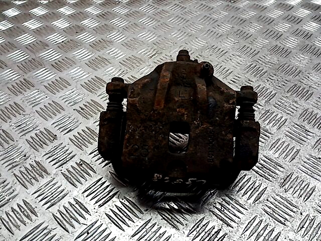 Суппорт передний левый KIA Magentis 2000-2006