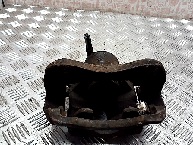 Суппорт передний левый KIA Magentis 2000-2006