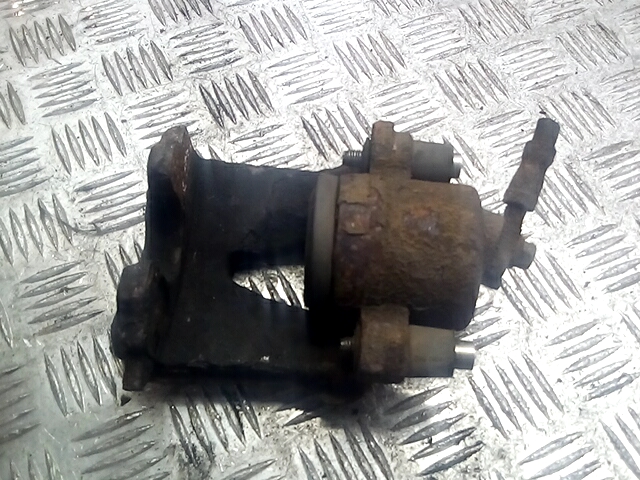 Суппорт передний левый SKODA Octavia A5 1Z- 2004-2013