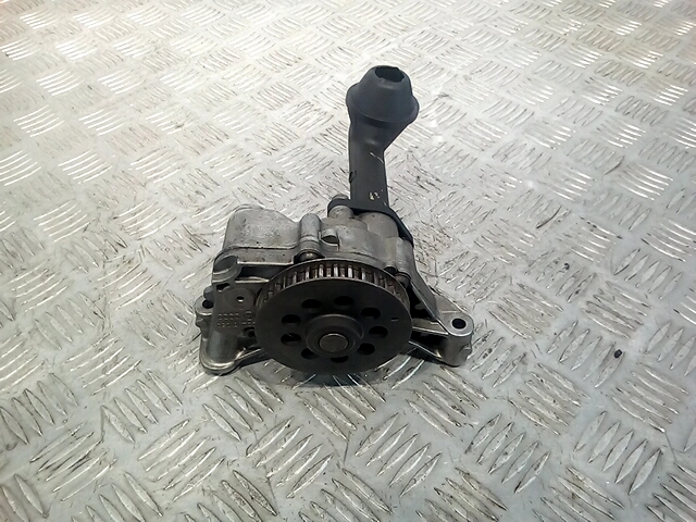 Насос масляный SKODA Octavia A5 1Z- 2004-2013