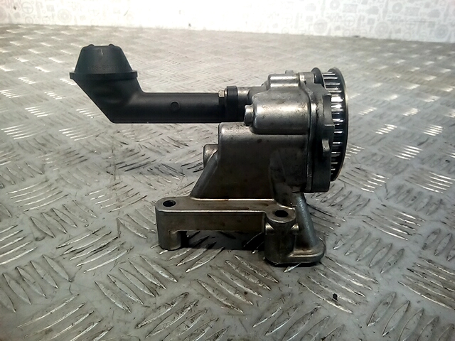 Насос масляный SKODA Octavia A5 1Z- 2004-2013