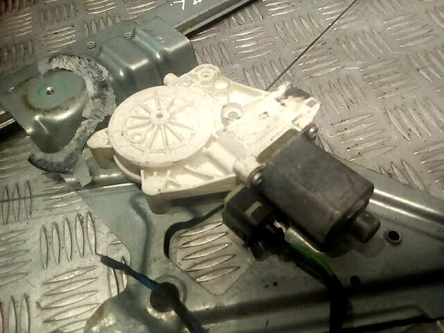 Стеклоподъемник передний правый MERCEDES-BENZ Sprinter 906 2006-2018