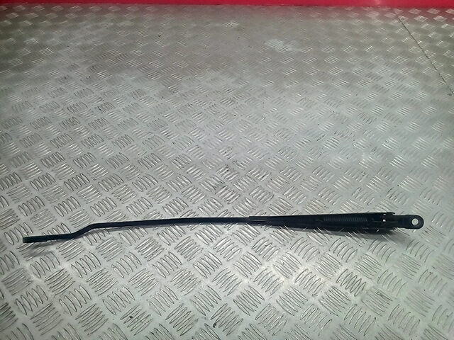 Поводок дворников передний левый/ правый FORD Mondeo II 1996-2000