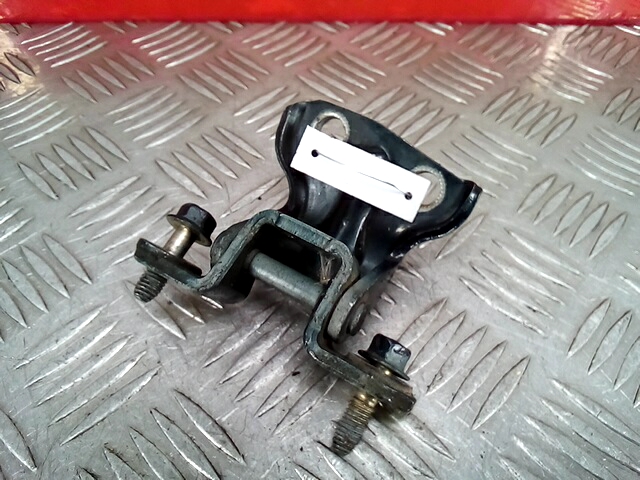 Петля двери задней левой Kia Joice (1999-2004)