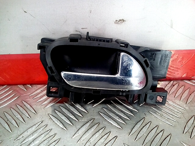 Ручка дверная передняя внутренняя правая PEUGEOT 308 2007-2015