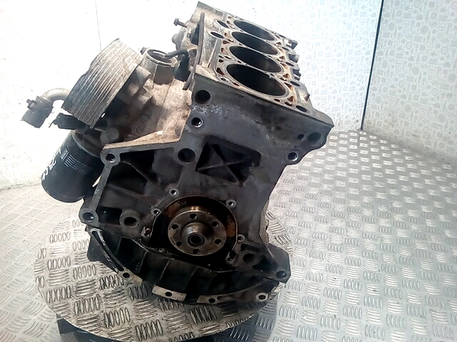 Блок цилиндров VOLKSWAGEN Passat B5 1997-2005