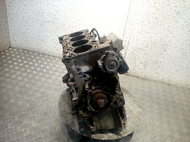 Блок цилиндров VOLKSWAGEN Passat B5 1997-2005