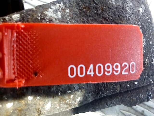 Суппорт передний правый VOLKSWAGEN Polo IV 2001-2009