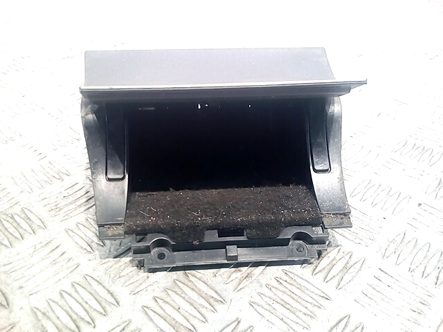 Бардачок SKODA Octavia A5 1Z- 2004-2013