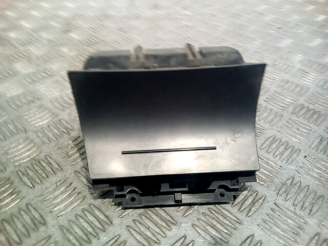 Бардачок SKODA Octavia A5 1Z- 2004-2013