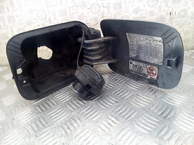 Лючок бензобака SKODA Superb 2008-2015