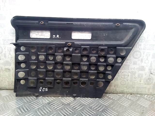 Кронштейн переднего бампера правый CITROEN C5 I 2001-2008