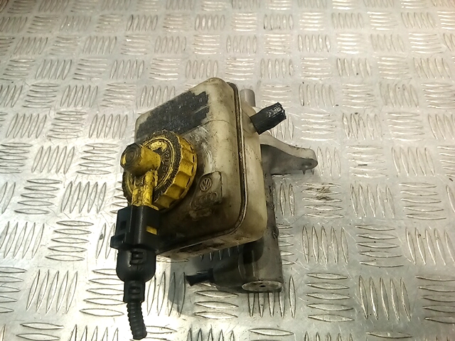 Цилиндр тормозной главный SKODA Octavia A4 1U- 1997-2010