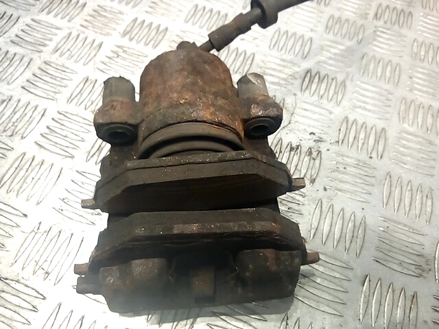 Суппорт передний правый SKODA Octavia A4 1U- 1997-2010