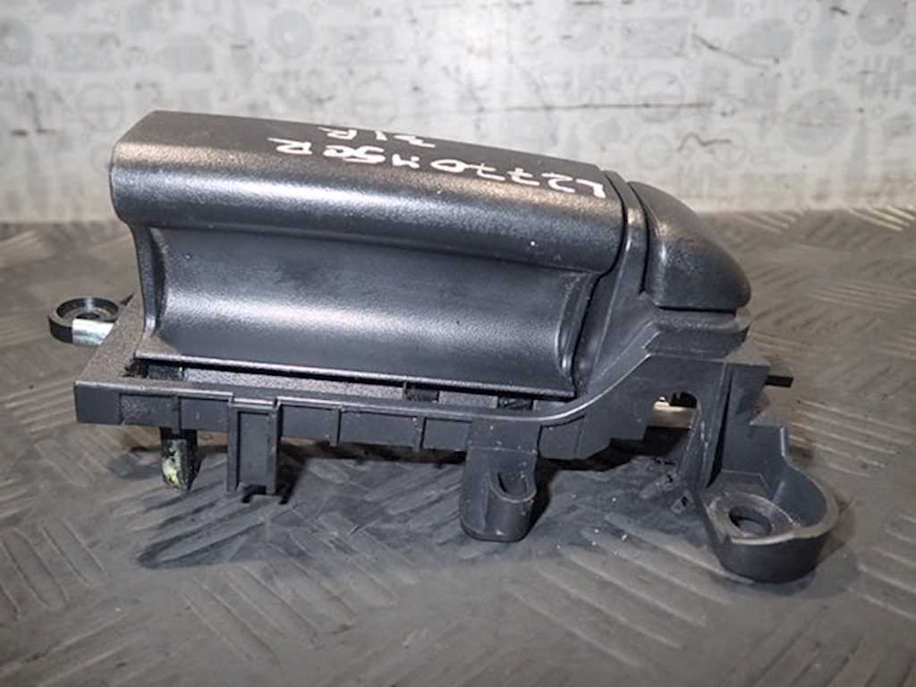 Ручка дверная задняя внутренняя правая MAZDA Mazda 5 CR 2005-2010