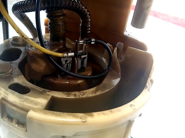 Насос топливный (электрический) VOLKSWAGEN Touran 2003-2010