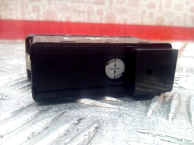 Кнопка аварийной сигнализации (аварийки) BMW X5 E53 1999-2006