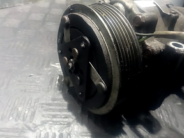 Компрессор кондиционера (системы кондиционирования) FORD Fiesta 2001-2008