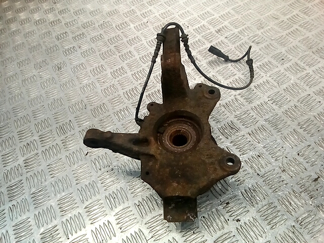 Ступица передняя левая RENAULT Megane III 2009-2016