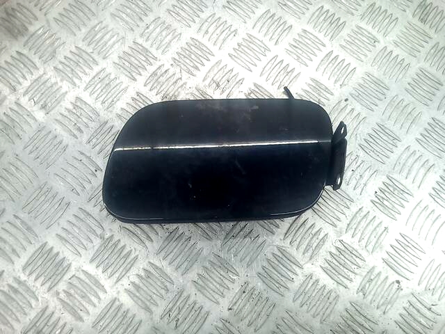 Лючок бензобака VOLKSWAGEN Touareg 2002-2010