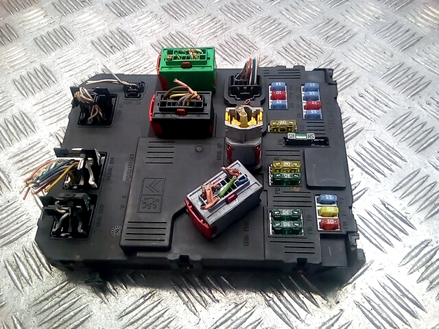 Блок комфорта PEUGEOT 407 2004-2010