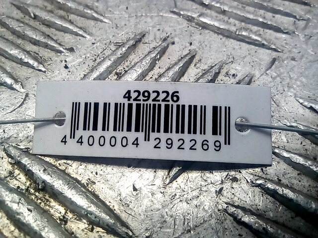 Кронштейн (крепление) радиатора CHRYSLER Voyager IV RG 2001-2007