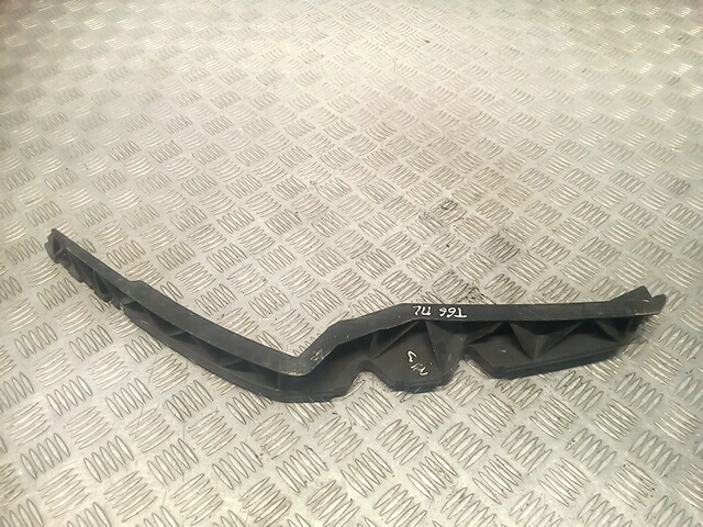 Кронштейн переднего бампера левый SKODA Octavia A5 1Z- 2004-2013