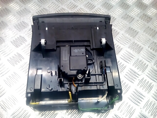 Ченджер компакт дисков MERCEDES-BENZ E-Class W211, S211 2002-2009