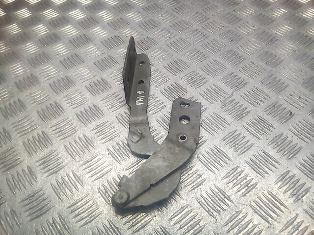 Петля капота левая/правая FORD Escort 1995-2000