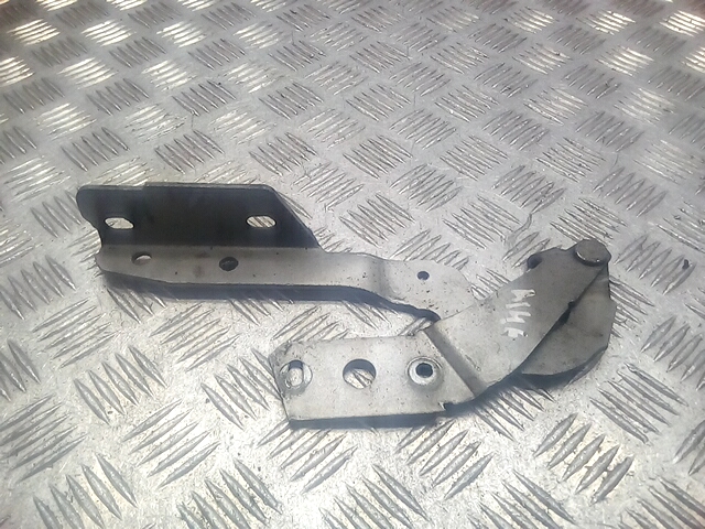 Петля капота левая/правая FORD Escort 1995-2000