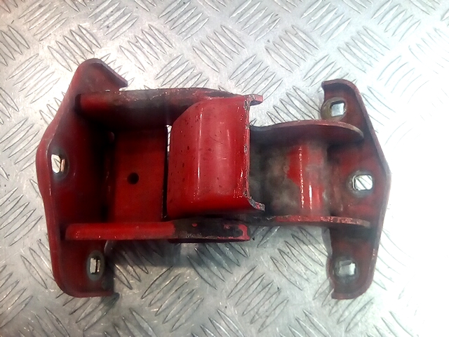 Петля двери распашной Opel Vivaro A (2001-2014)