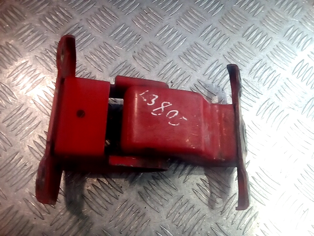 Петля двери распашной Opel Vivaro A (2001-2014)